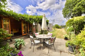 Rear Garden / Summer House- click for photo gallery
